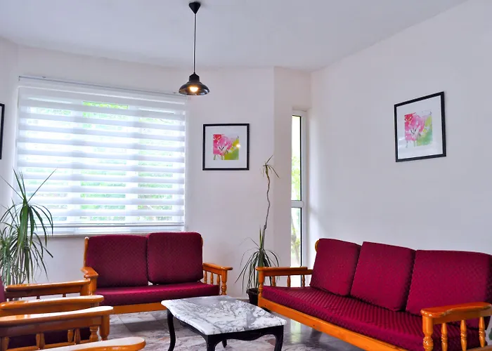 Ξενοδοχείο Native